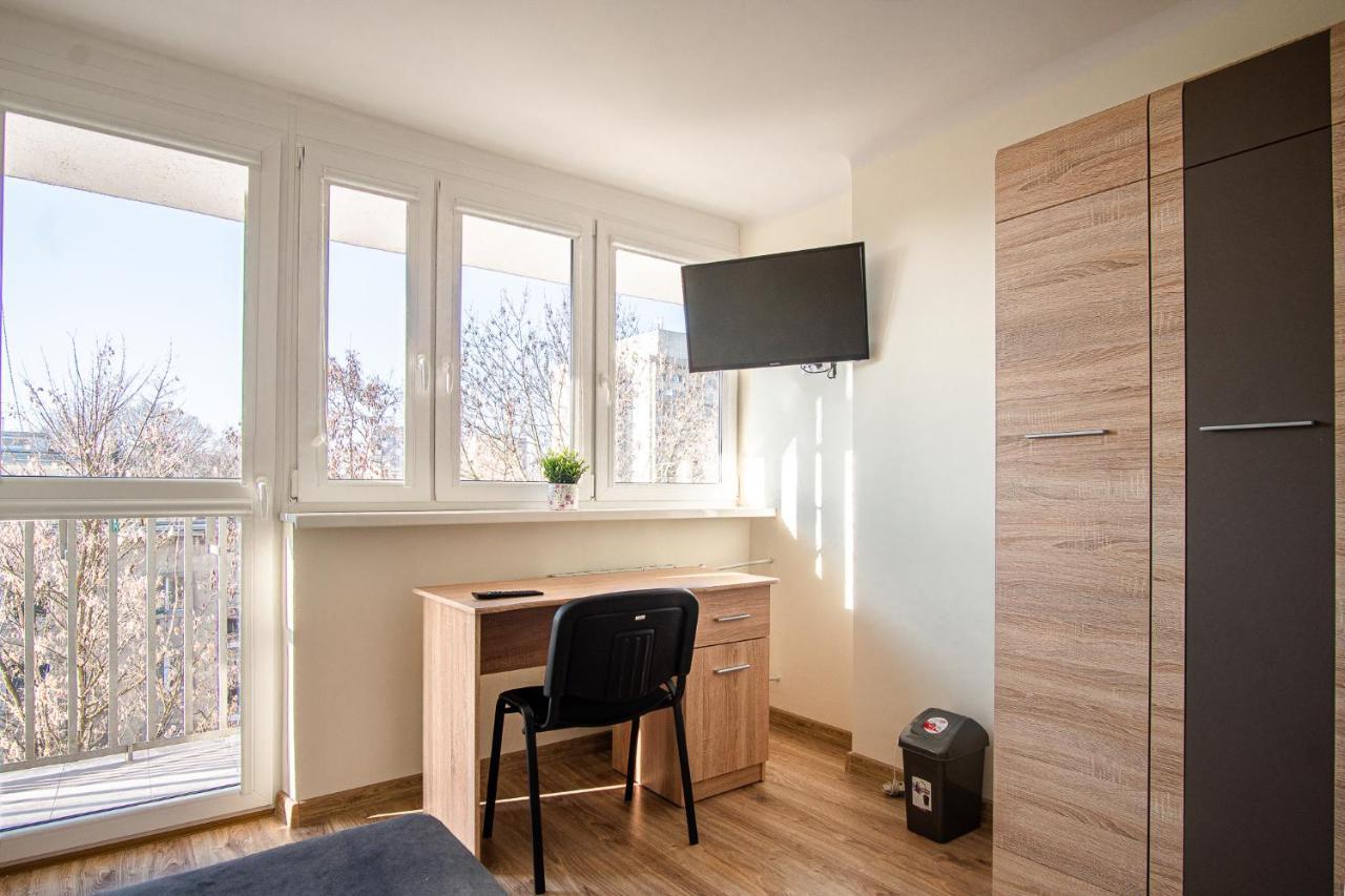 Dream Aparts - 10 Lutego Lodz  Ngoại thất bức ảnh