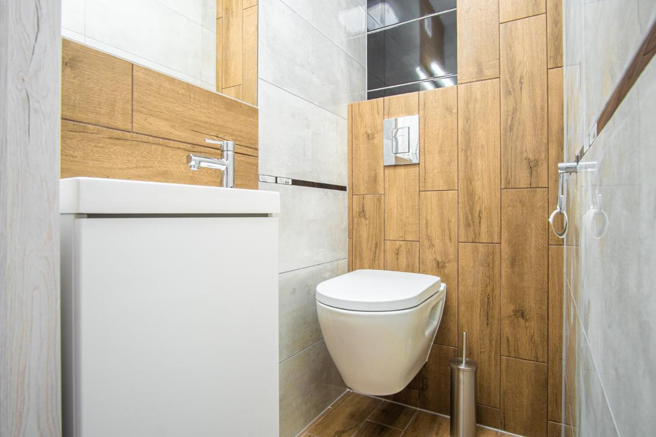 Dream Aparts - 10 Lutego Lodz  Ngoại thất bức ảnh