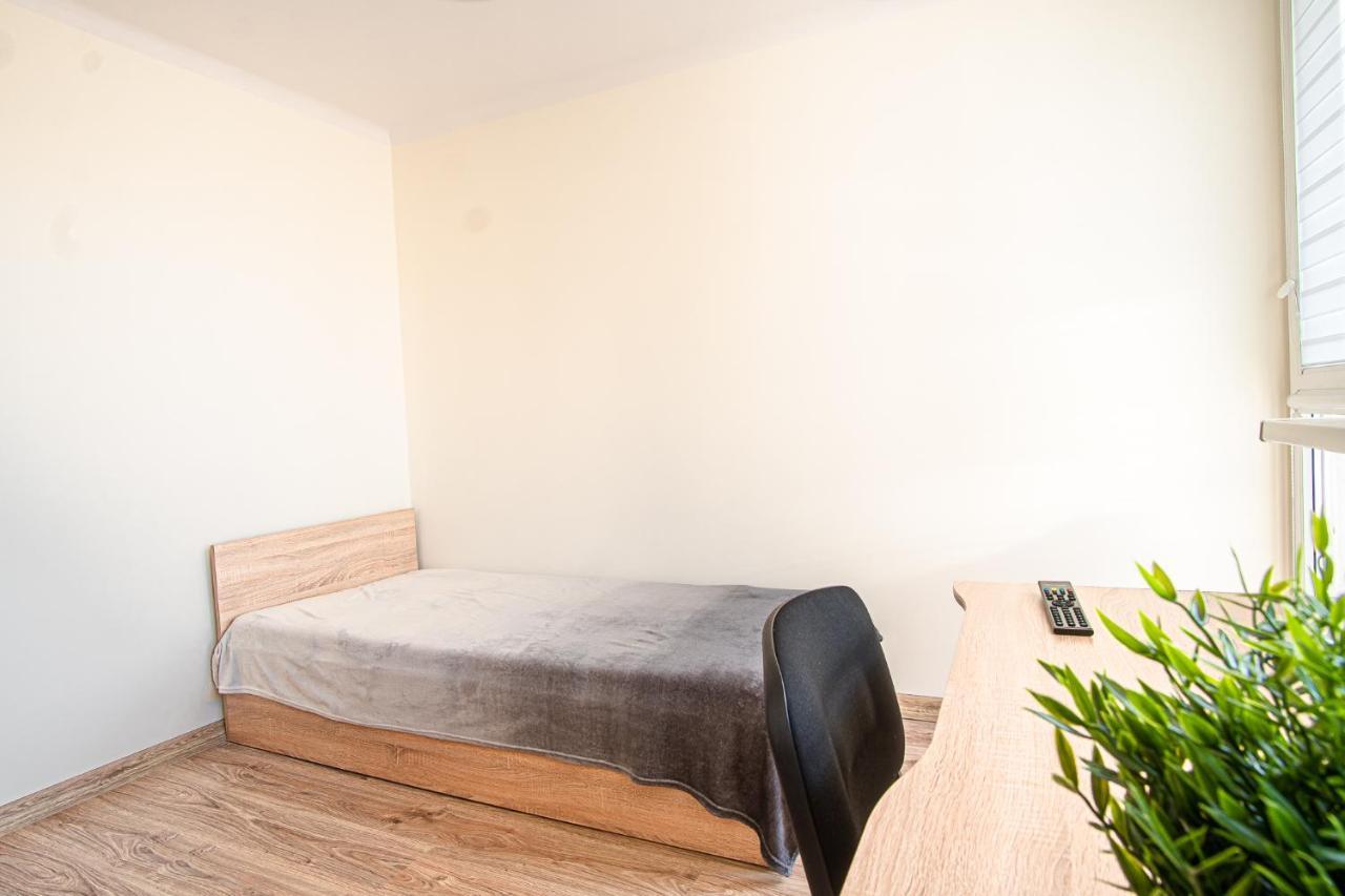 Dream Aparts - 10 Lutego Lodz  Ngoại thất bức ảnh